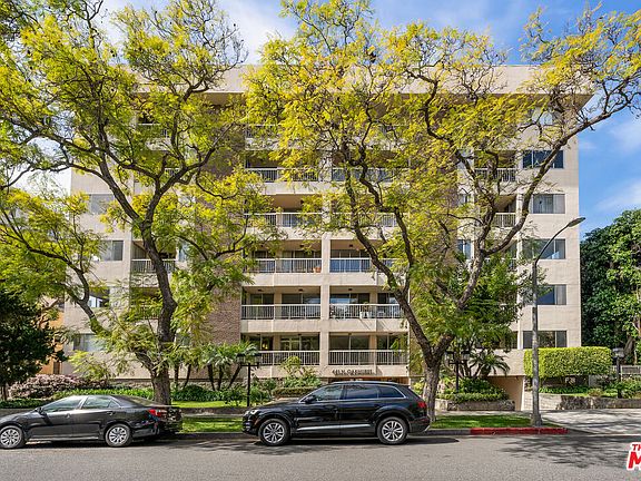 3rd image of 441 N Oakhurst Dr APT 206