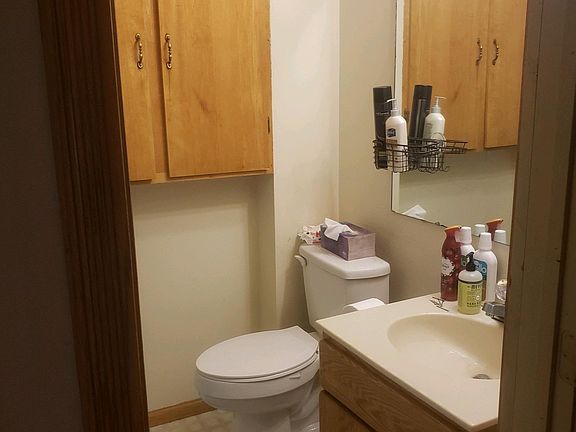 4th image of 2501 Broadway St #1/2