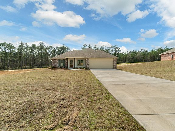 3rd image of 34 Applewood Dr