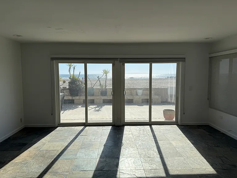 3707 Seashore Dr — Photo 7