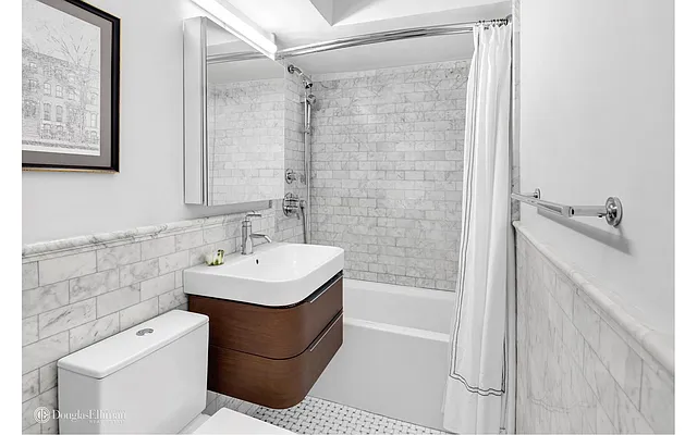 Sold by Douglas Elliman | media 15