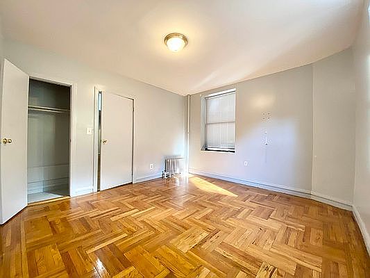3rd image of 210 W 262nd St APT 1J