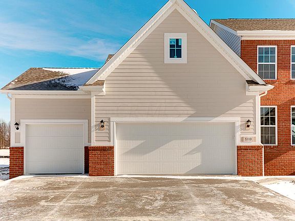 3rd image of 8110 Garden Dr