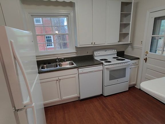 3rd image of 6417 Morningside Dr