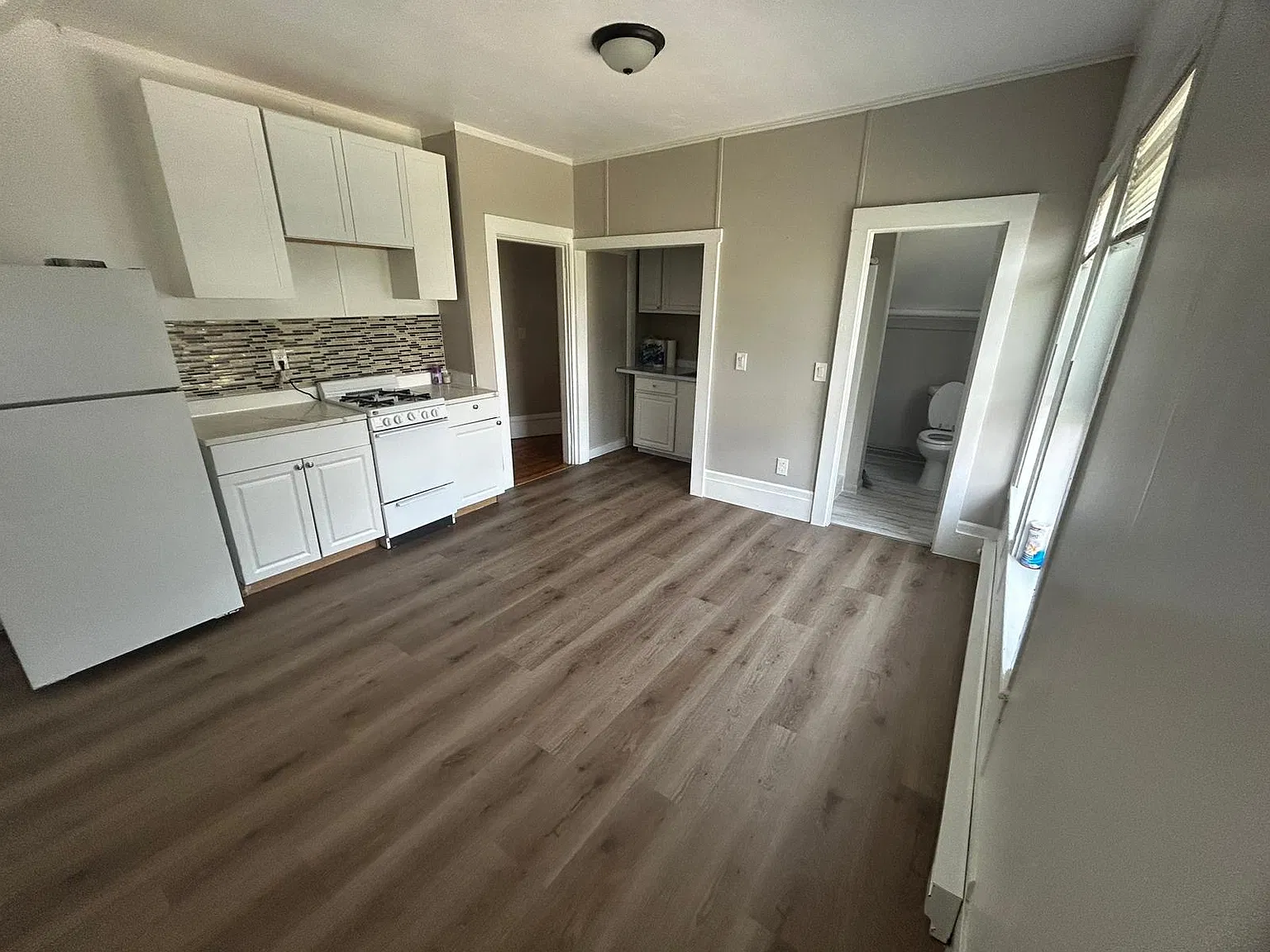 13 Maple St — Photo 3