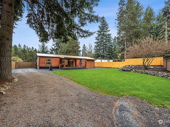 3rd image of 8714 Mariana Court SE