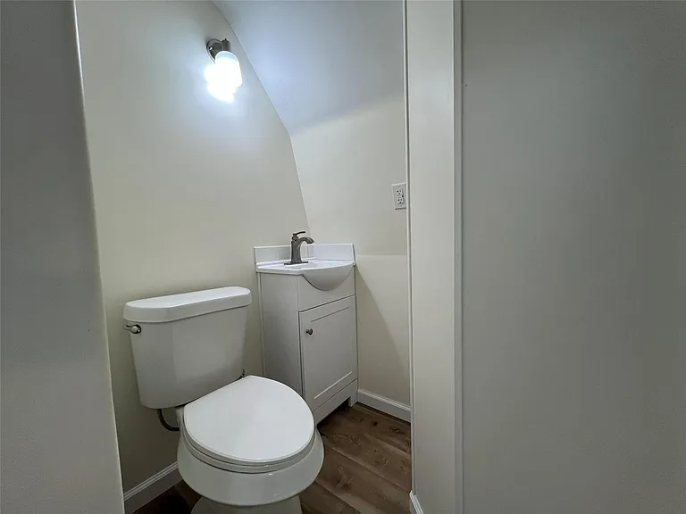 436 Shadywood Dr — Photo 14