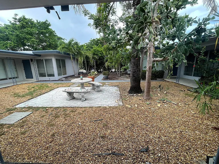 1708 NE 20th Ave #4 — Photo 6