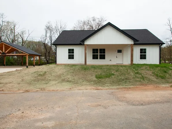 3 Caulk Dr, Ethridge, TN 38456
