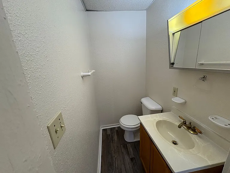623 Jefferson Ave — Photo 13