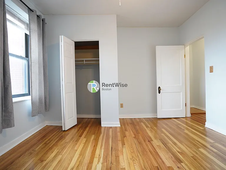 1400 Commonwealth Ave #15 — Photo 15