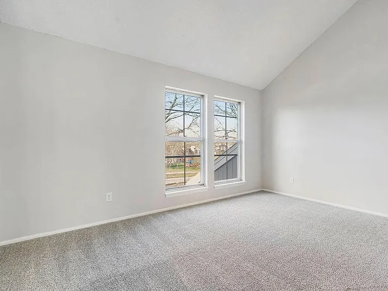 12110 W 79th Ter — Photo 14