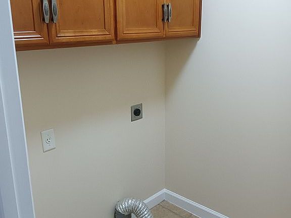 3rd image of 209 Bridgewater Cir
