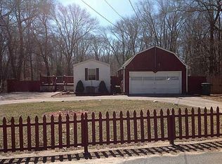 22 Egypt St, Ashaway, RI 02804