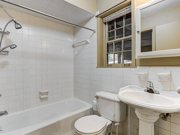 654 Anderson St #3 — Photo 14
