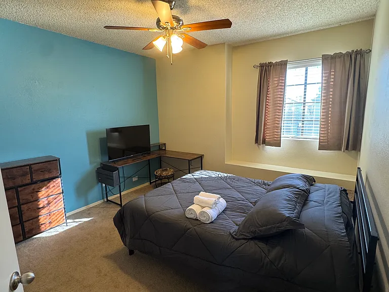 3728 N Copenhagen Dr — Photo 20