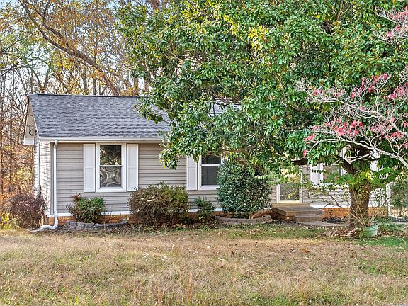 2nd image of 508 Rotary Hills Ct
