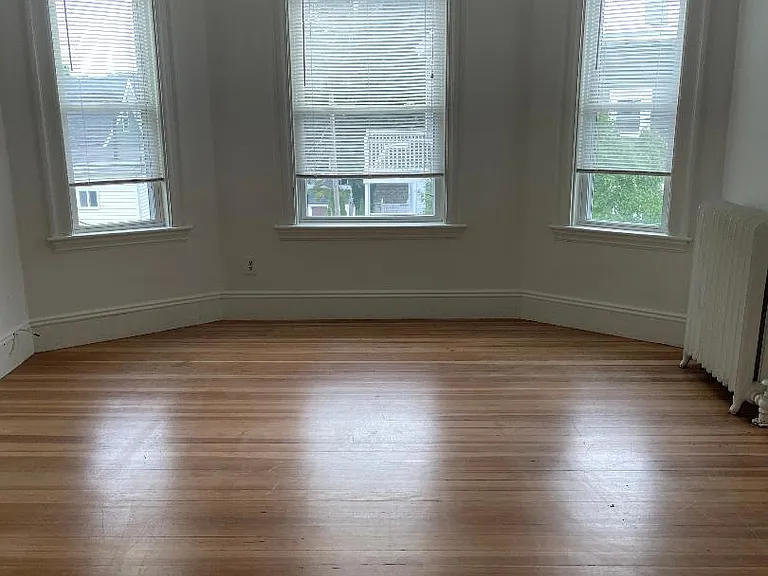 7 Jasper St #6 — Photo 1