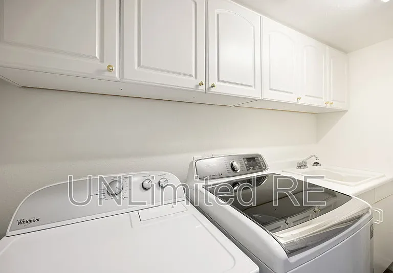 6001 N Tower Ln #A — Photo 22