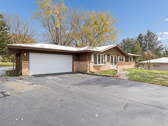 4th image of 5732 Colleen Ave