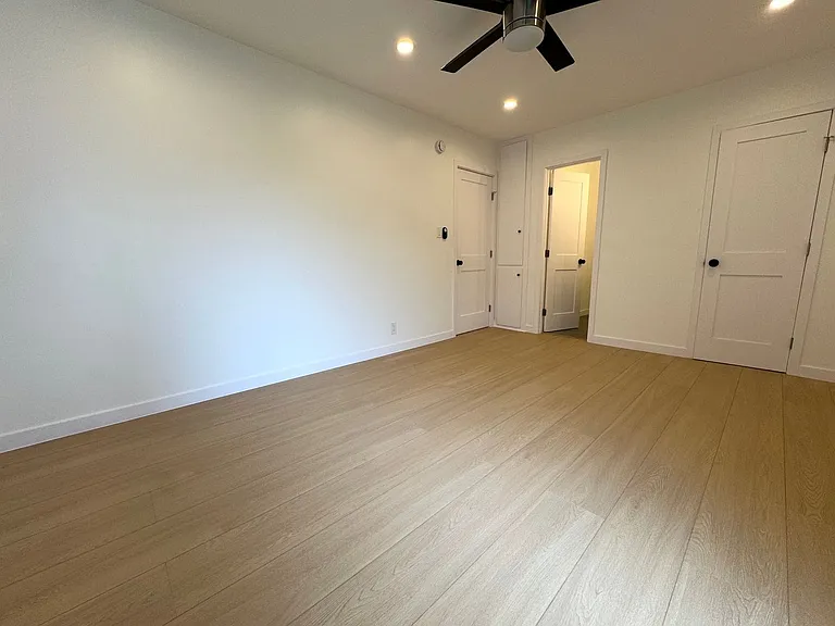 1020 N Edinburgh Ave #6 — Photo 11