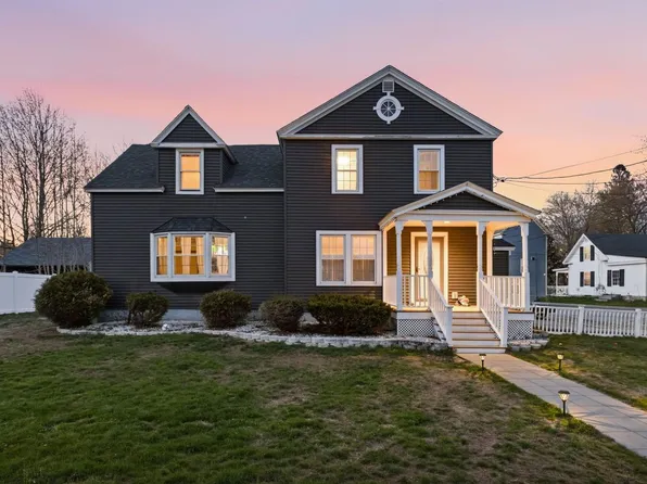 2 Garland St, Plymouth, NH 03264