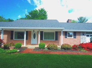 1210 Tuscawilla Dr, Charles Town, WV