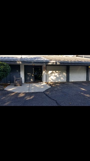 1st image of 8222 Fremont Ave S APT E