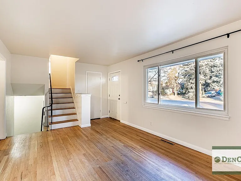4945 S Pearl St — Photo 5