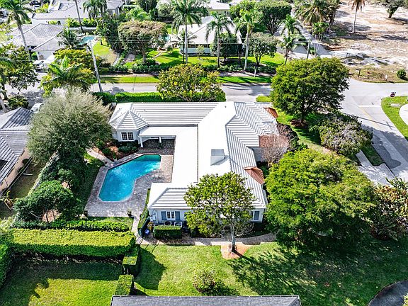 2nd image of 1103 NW 6th Avenue