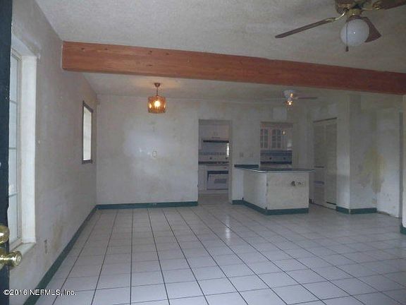 open livingroom diningroom