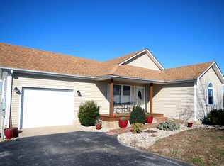 928 Dripping Springs Rd, Glasgow, KY 42141