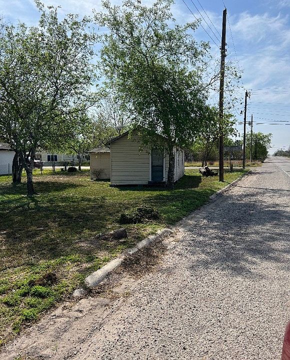 603 E Mesquite St, Benavides, TX 78341 MLS 414252 Zillow