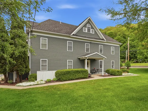 11 Talcott St, Owego, NY 13827