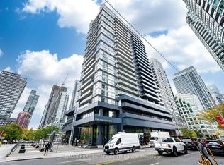 352 Front St W #204, Toronto, ON M5V 0K3