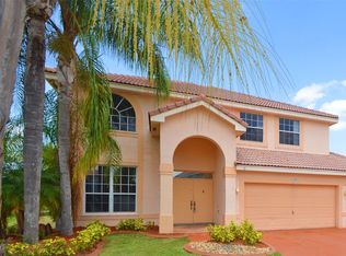 2206 SW 183rd Ter, Hollywood, FL 33029