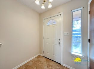 1823 Whispering Oaks Ln, Fort Walton Beach, FL 32547