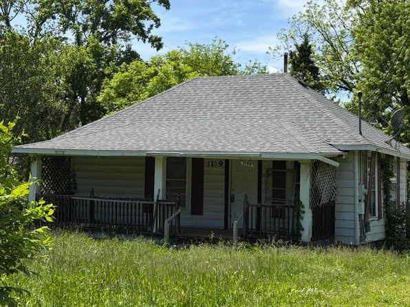 2159 N Taylor Avenue, Springfield, MO 65803
