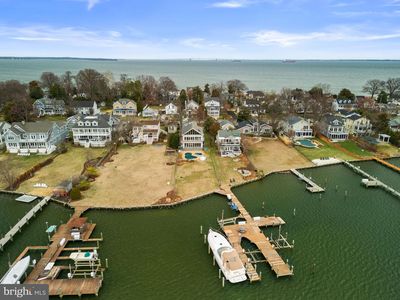 22 E Lake Dr, Annapolis, MD, 21403
