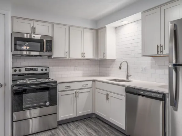 Randall House Apartments