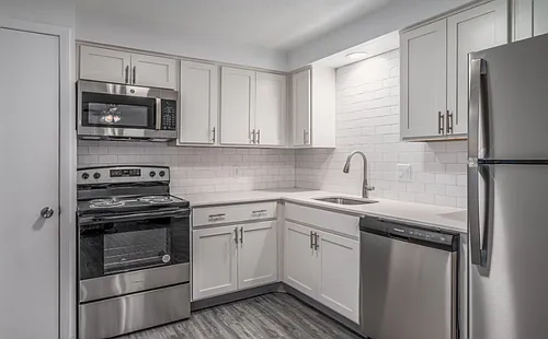 Randall House Apartments Photo 1