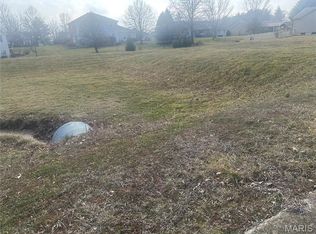 113 Benham Dr, Millstadt, IL 62260