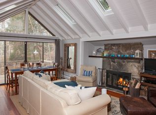 43 Barrett Circle Ct, Kent Lakes, NY 10512