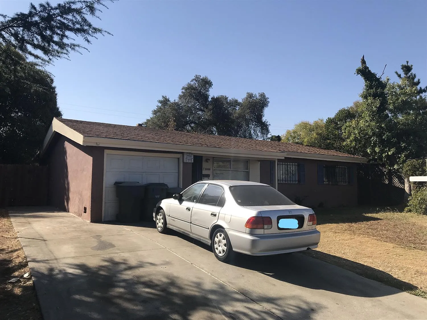 3888 35th Ave photo 1