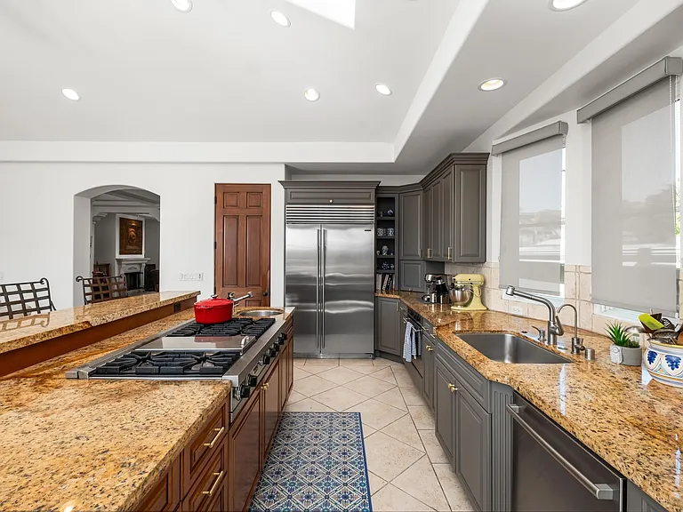 926 Duncan Ave — Photo 11