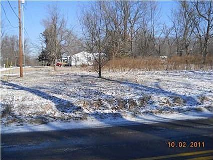 2nd image of 2832 Jeanette Ave