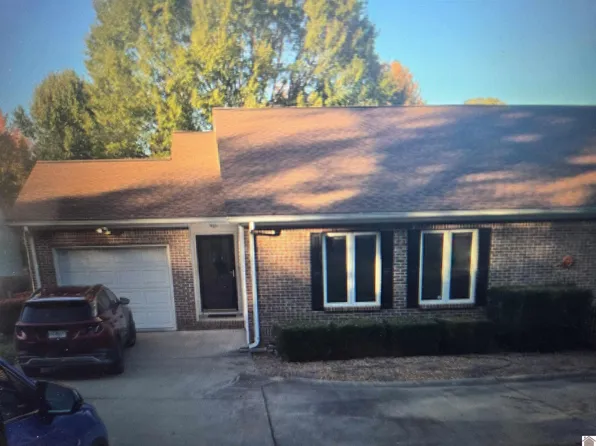 5073 Hill Ter, Paducah, KY 42001