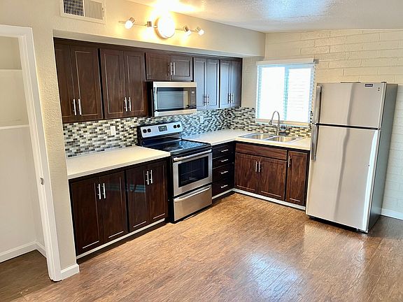 5th image of 4435 N 8th Ave APT 211