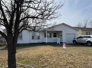 8944 E Newton Pl, Tulsa, OK 74115