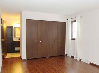 1654 Fallbrook Rd, Toledo, OH 43614